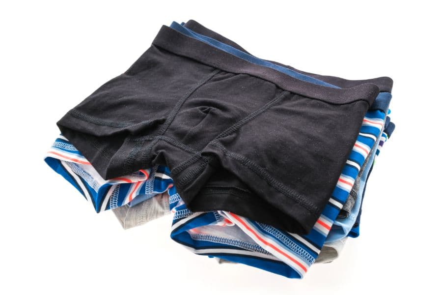 Folded men's cotton boxer briefs